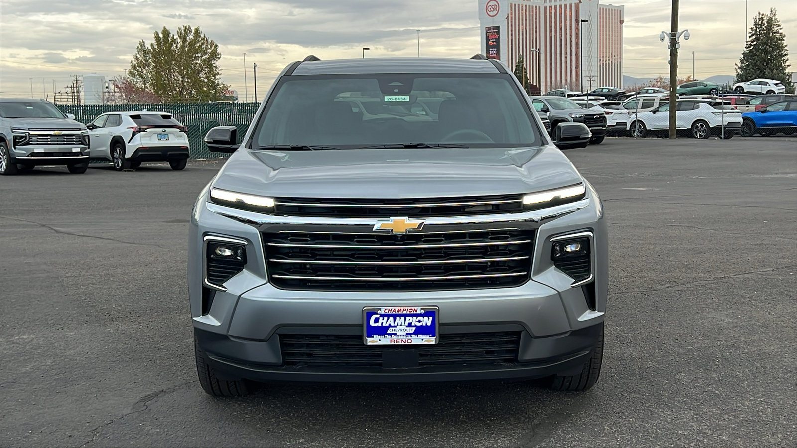 New 2026 Chevrolet Traverse LT w/ Driver Confidence Package image 2