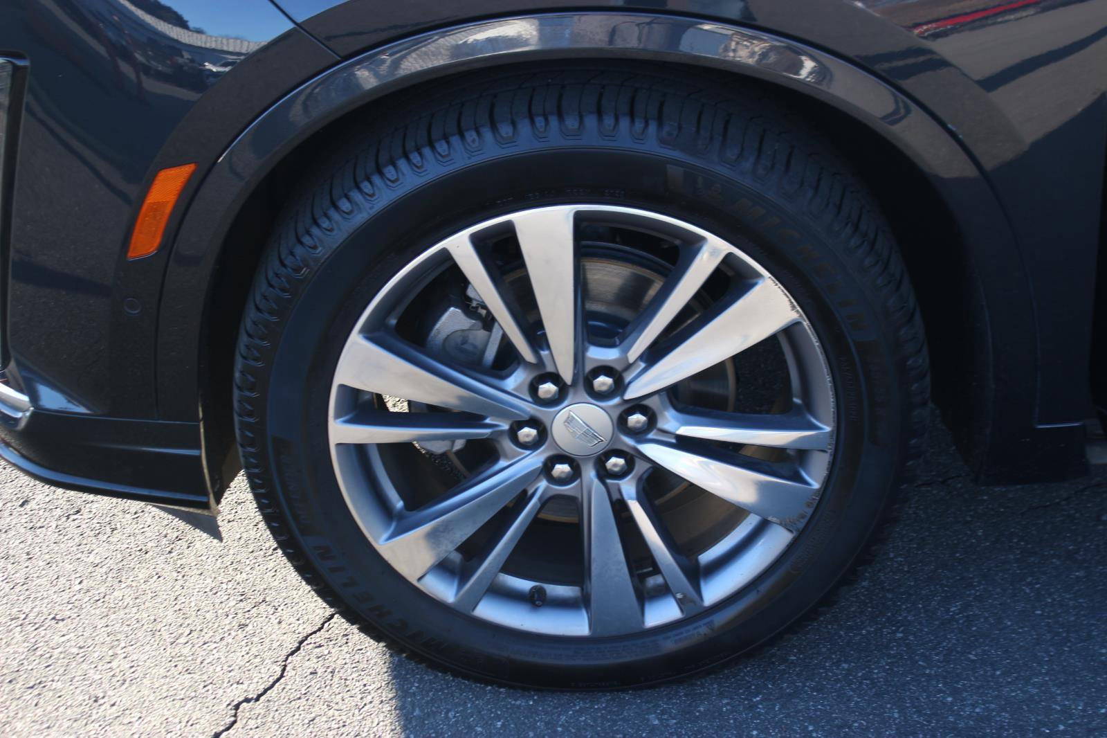 Used 2020 Cadillac XT6 Premium Luxury w/ Platinum Package image 45