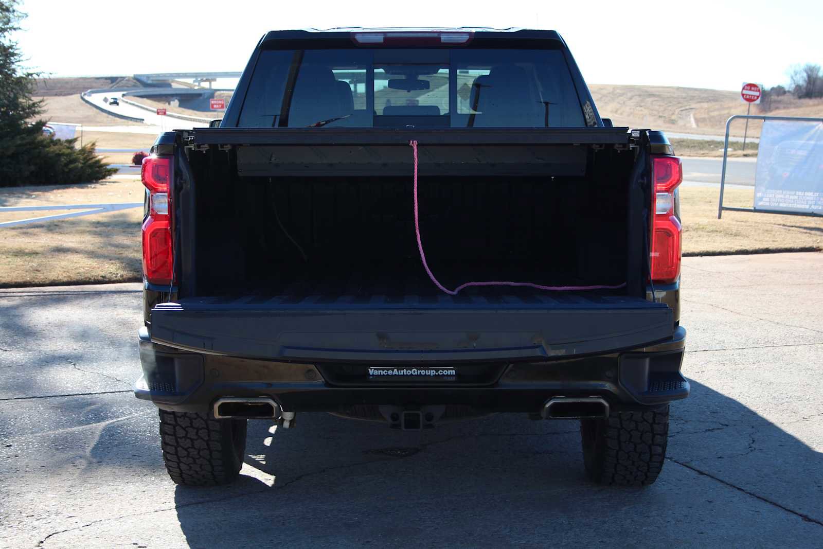 Used 2021 Chevrolet Silverado 1500 LT Trail Boss w/ Convenience Package II image 10