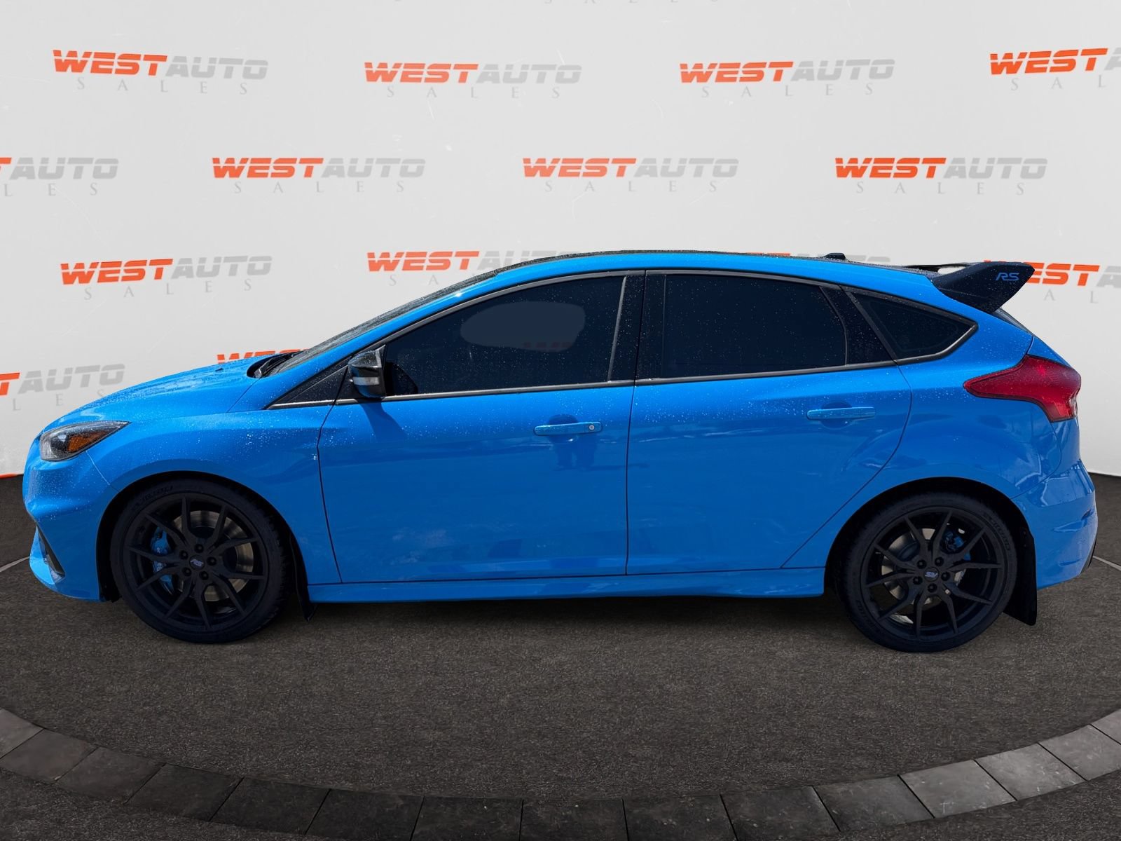 Used 2018 Ford Focus RS AWD/4WD image 2