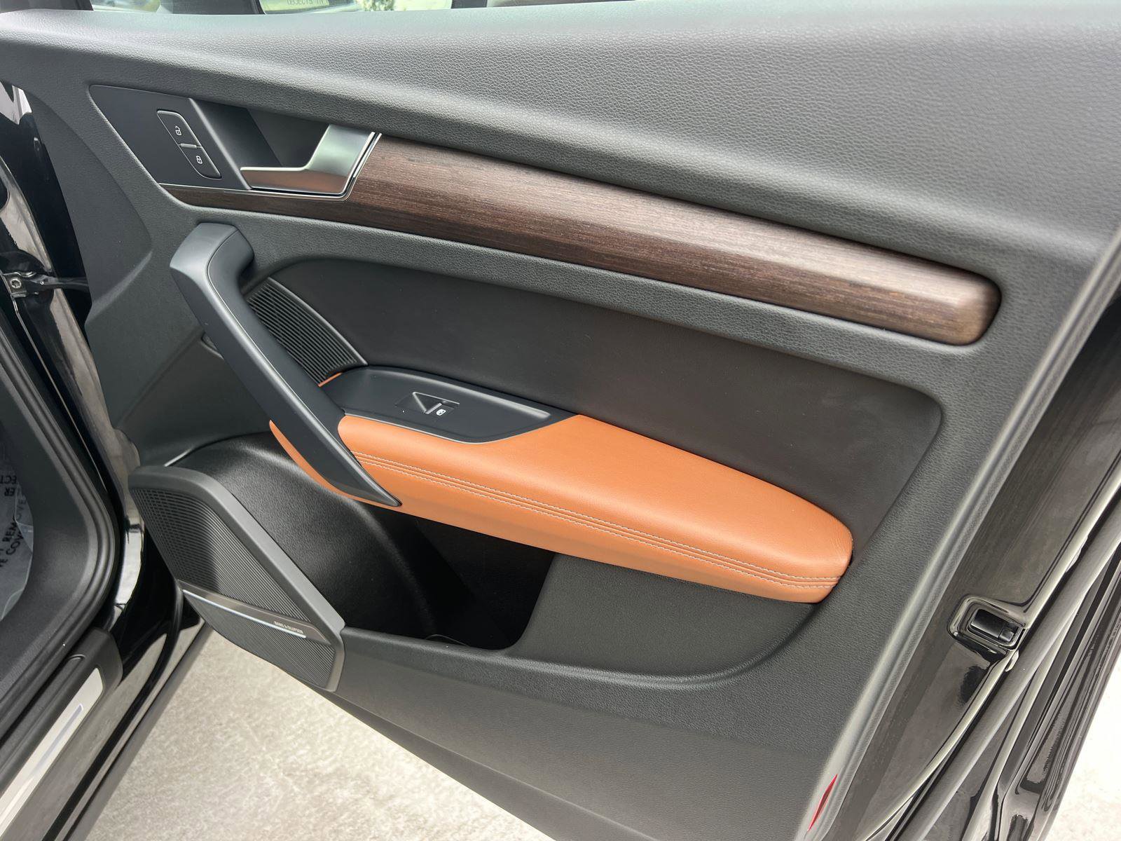 Used 2023 Audi Q5 2.0T Premium Plus w/ Premium Plus Package image 14