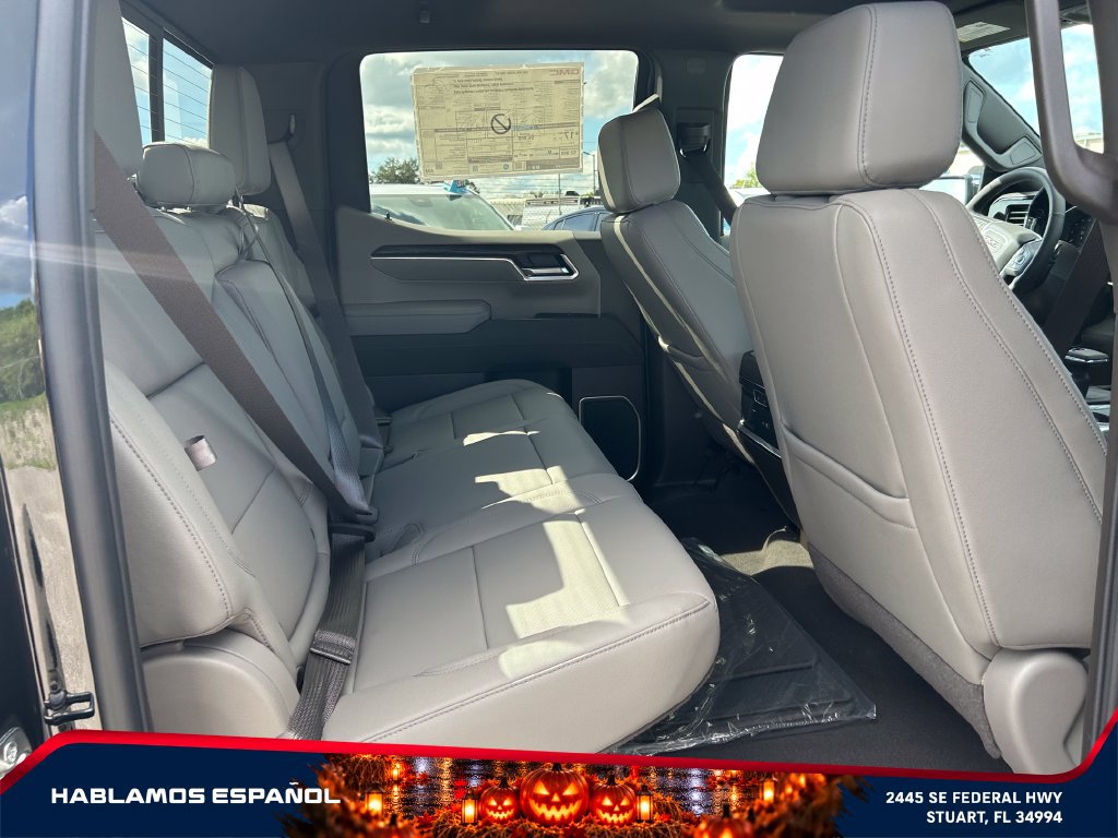 New 2026 GMC Sierra 1500 SLT w/ SLT Premium Package AWD/4WD image 17