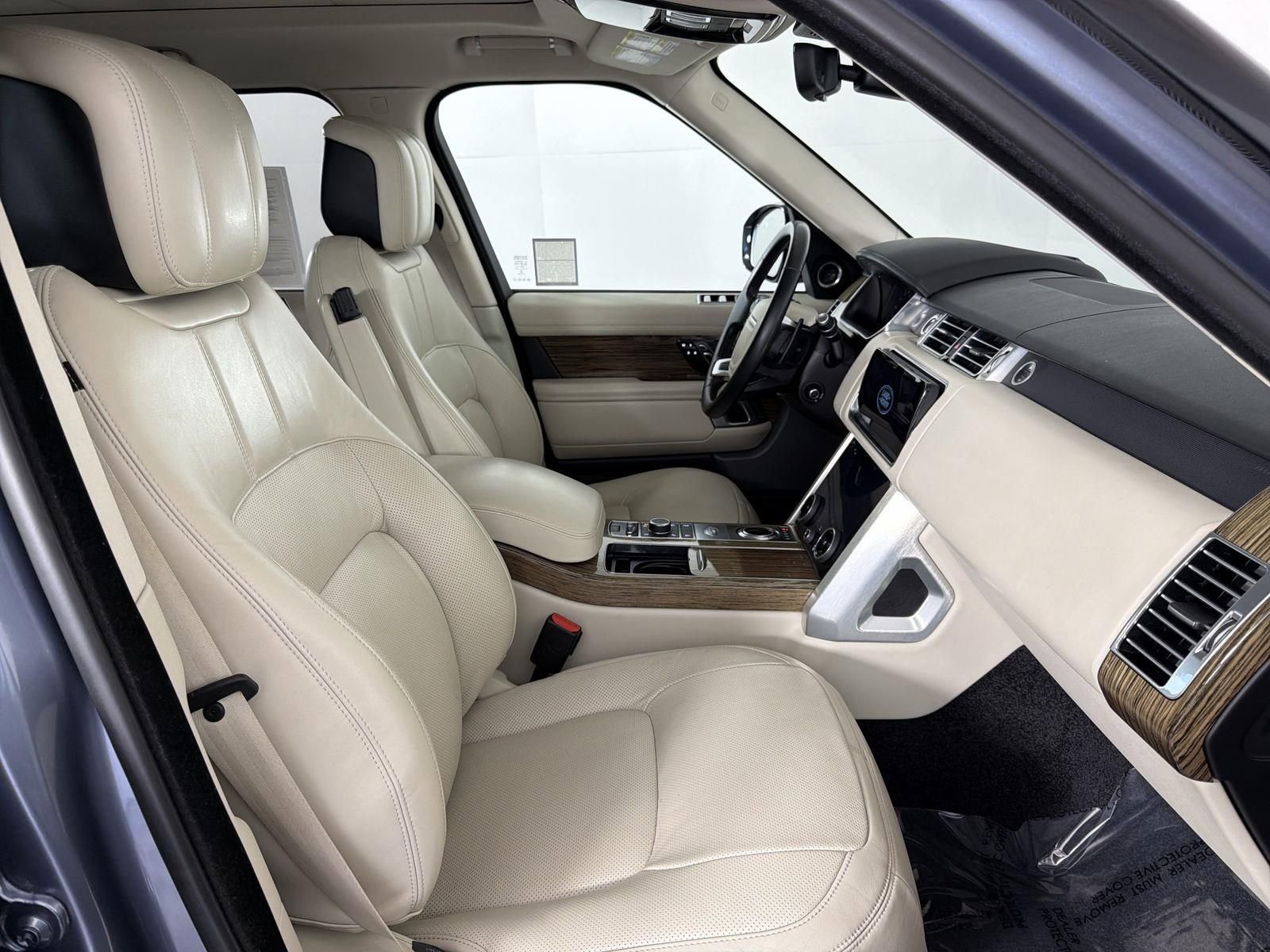 Used 2019 Land Rover Range Rover Supercharged image 31