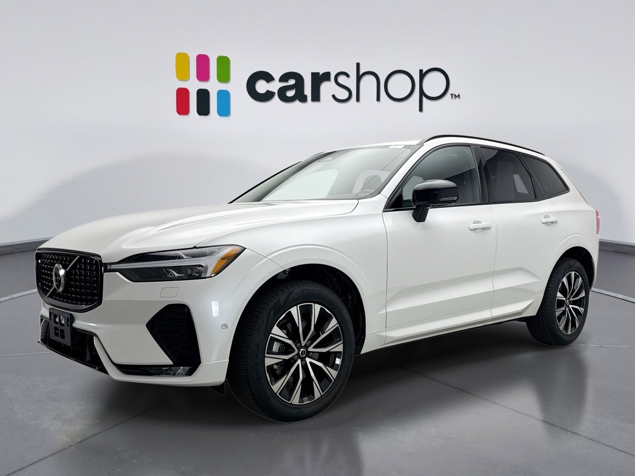 Used 2025 Volvo XC60 B5 Plus image 1