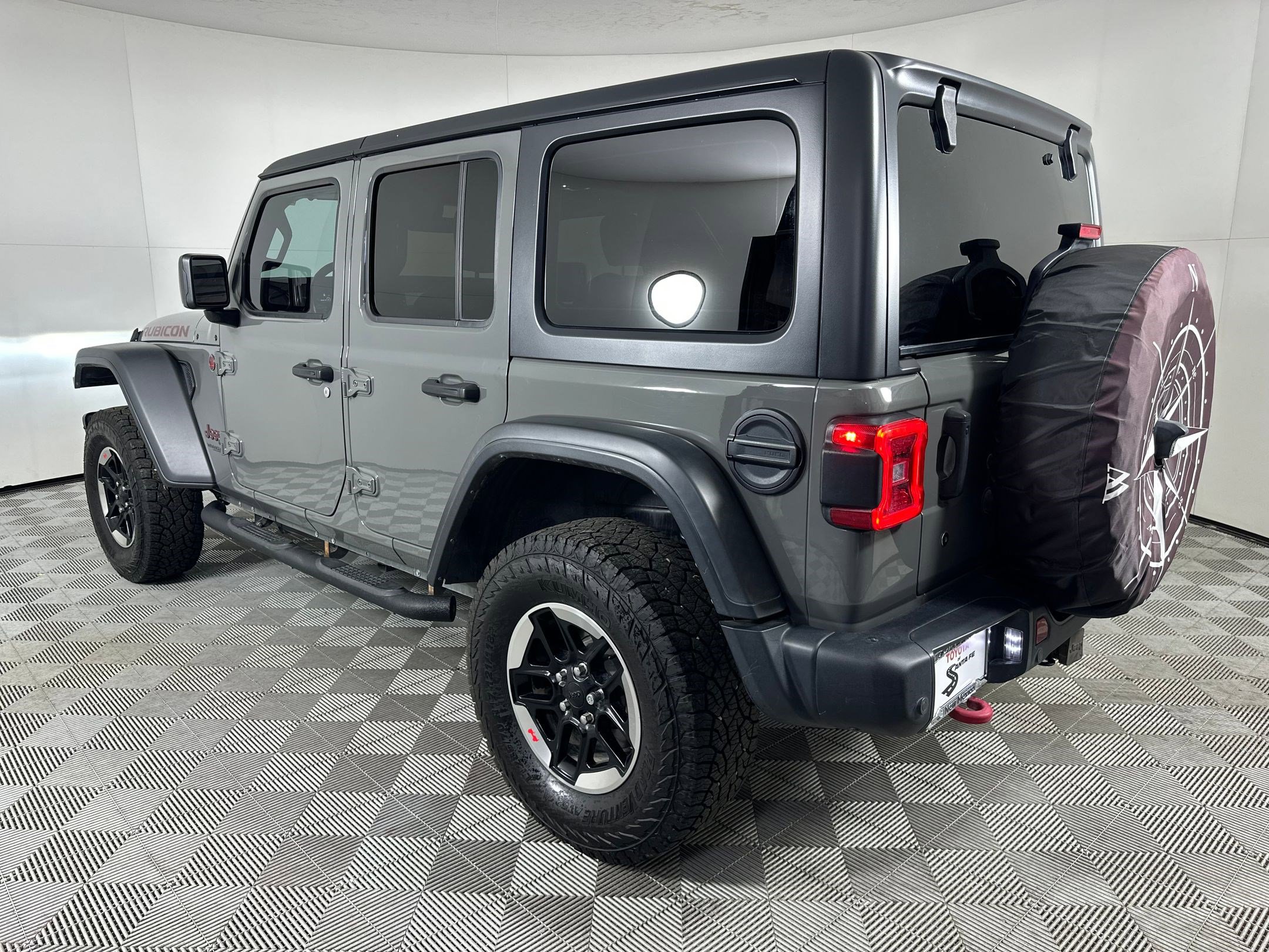 Used 2020 Jeep Wrangler Unlimited Rubicon w/ Dual Top Group image 3