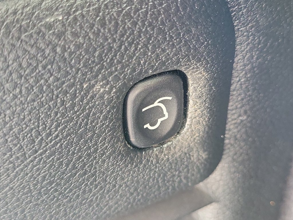 Used 2022 Dodge Durango GT RWD image 8