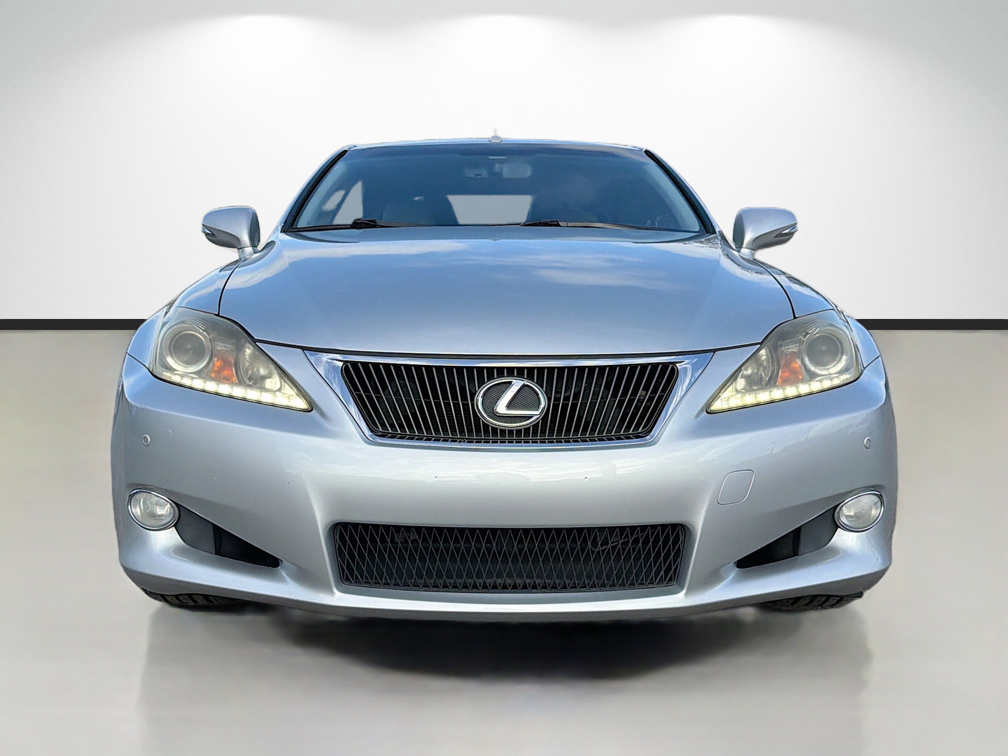 Used 2015 Lexus IS 250C w/ Luxury Package RWD image 8