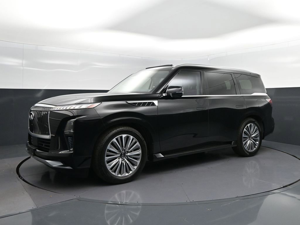 Used 2025 INFINITI QX80 Luxe RWD image 3
