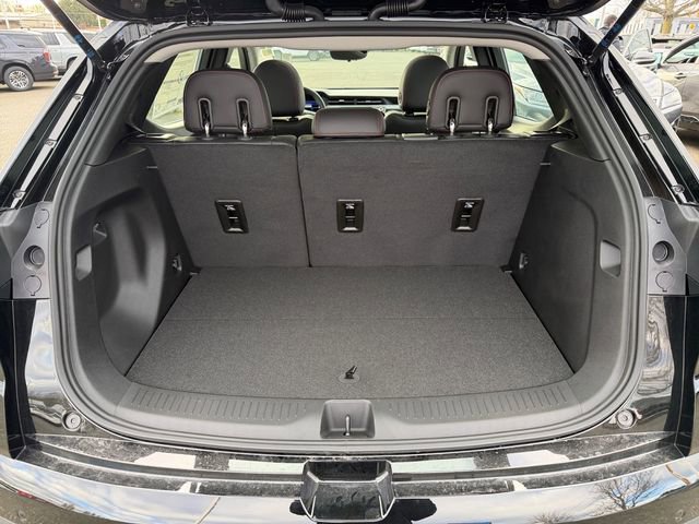 New 2027 Chevrolet Bolt RS w/ Technology Package FWD image 33