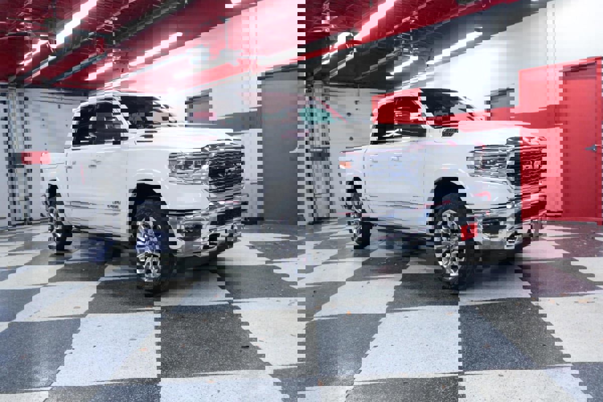 Used 2023 RAM 1500 Limited image 2