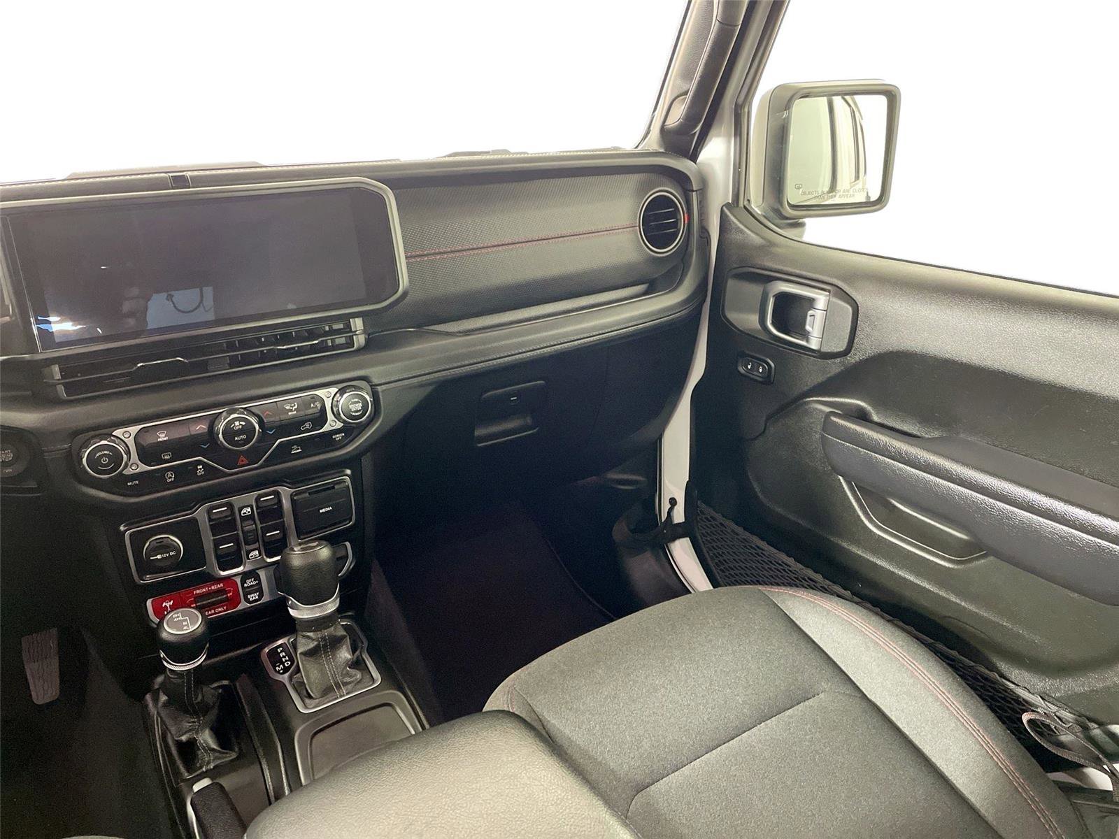 Used 2024 Jeep Wrangler Unlimited Rubicon image 31