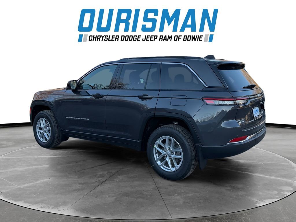 New 2025 Jeep Grand Cherokee Laredo X w/ Luxury Tech Group I image 4