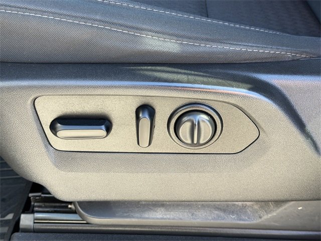 Used 2020 Chevrolet Silverado 1500 RST image 23