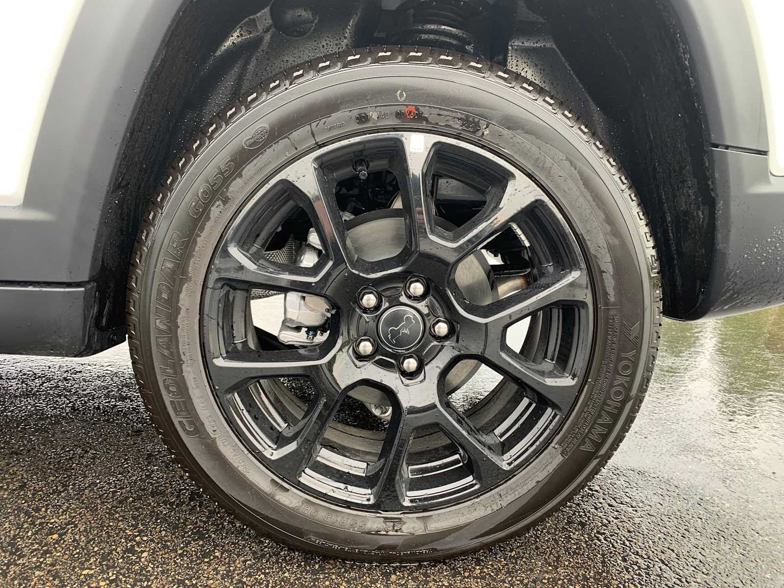 New 2026 Jeep Compass Latitude AWD/4WD image 9