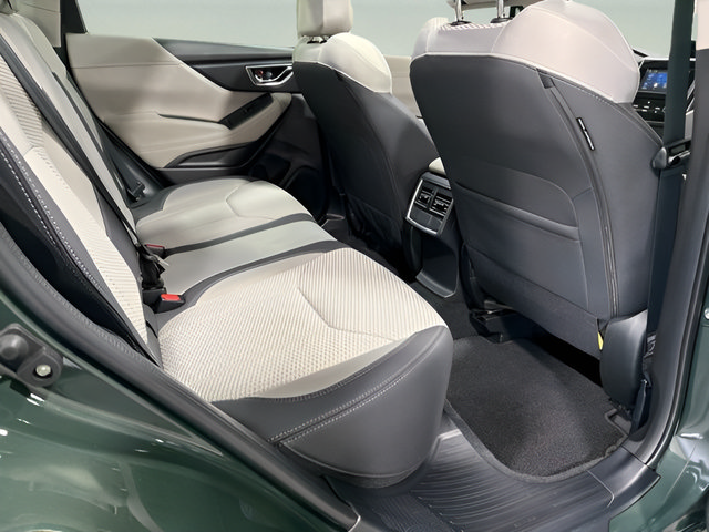Certified 2023 Subaru Forester Premium AWD/4WD image 30