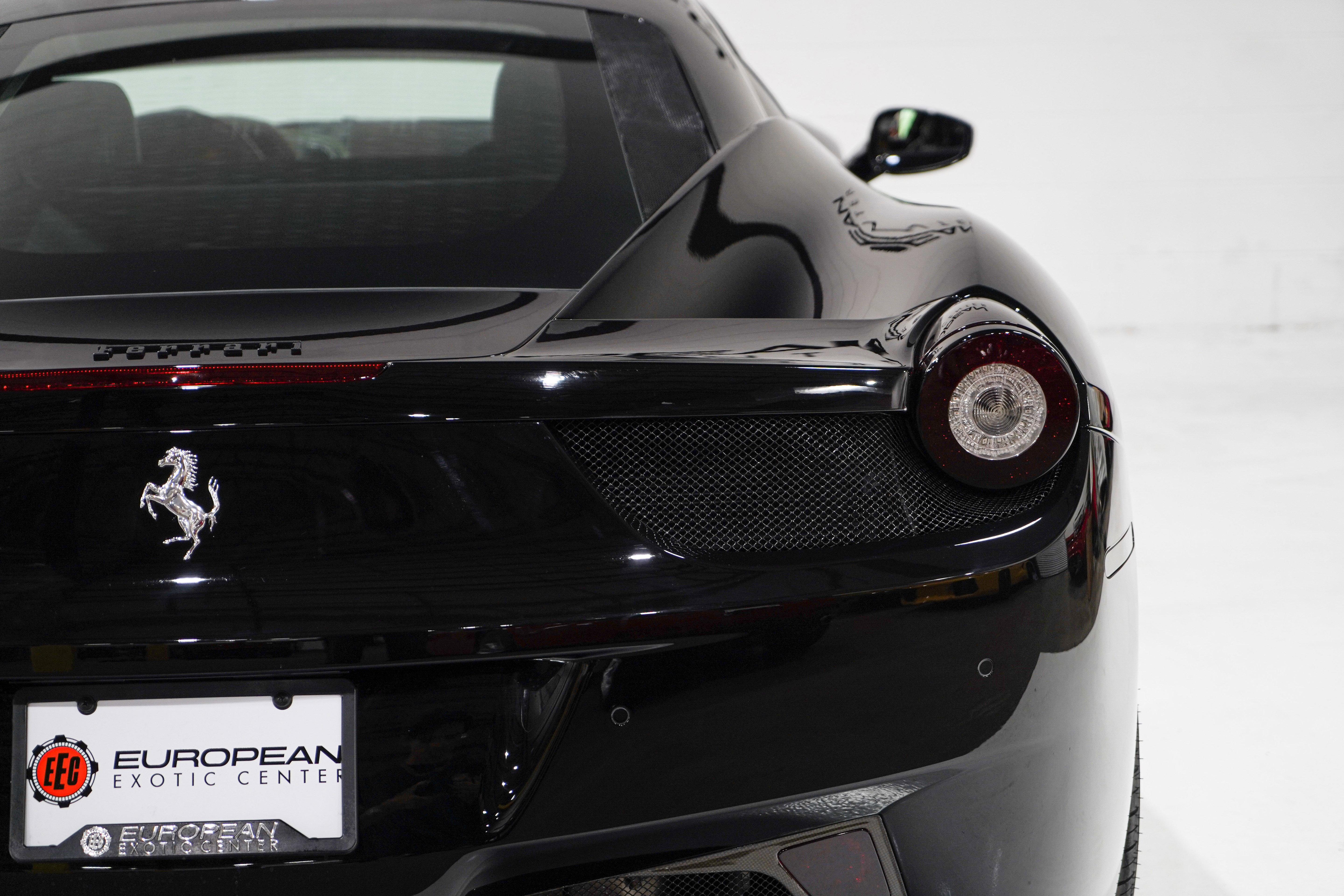 Used 2011 Ferrari 458 Italia Coupe RWD image 34