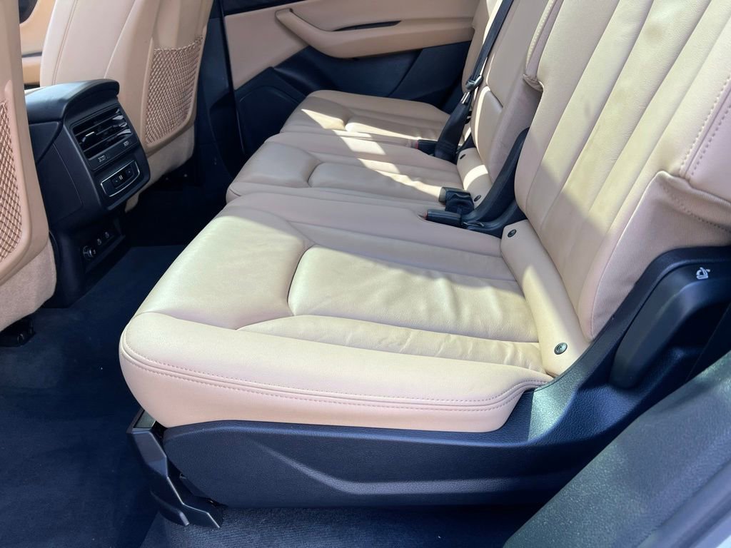 Used 2023 Audi Q7 3.0T Premium image 15