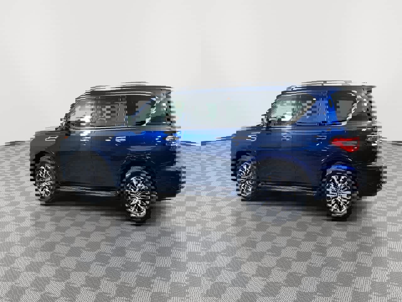 Used 2023 Nissan Armada SL w/ Captain's Chairs Package image 4