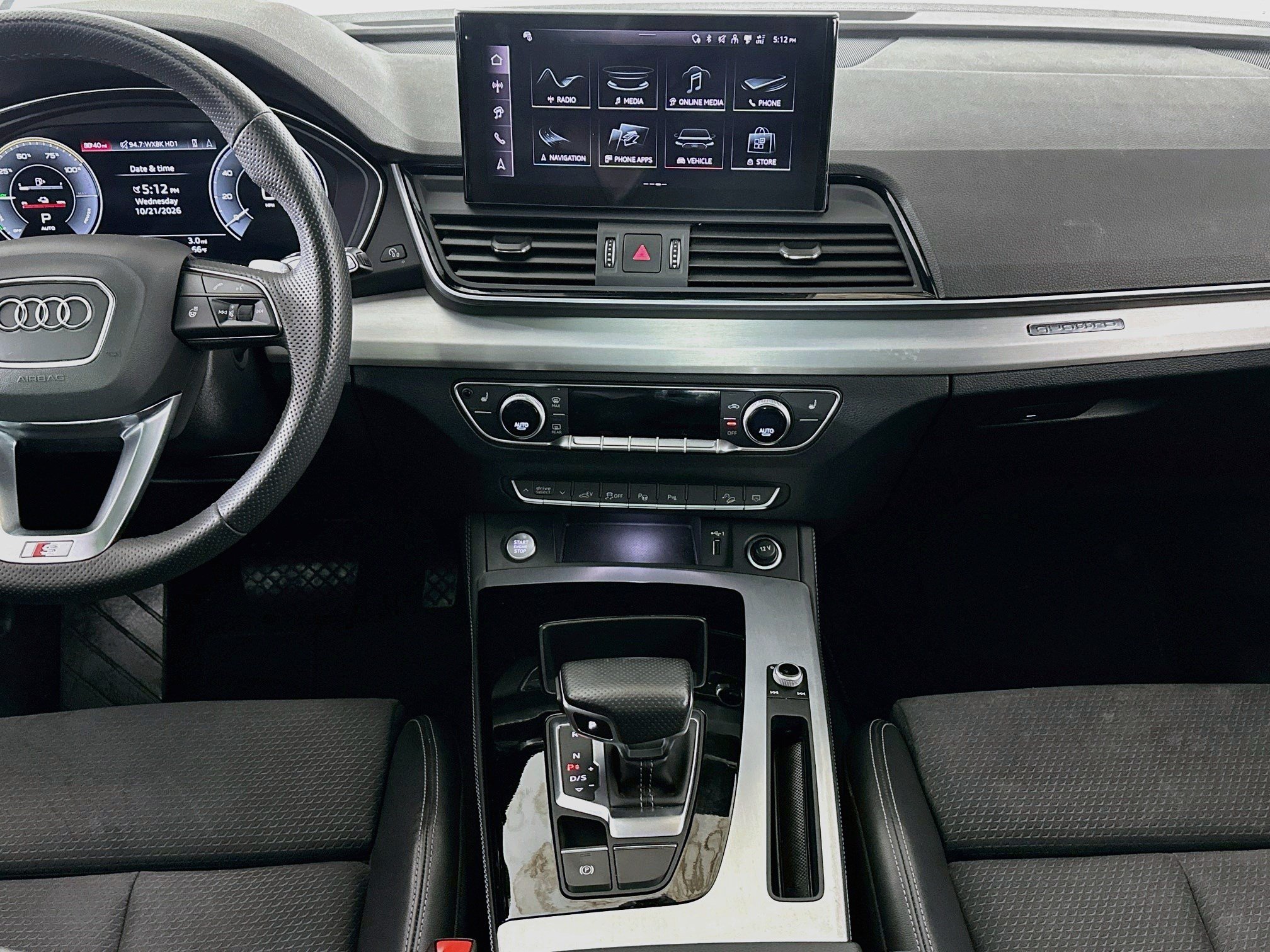 Used 2024 Audi Q5 e Prestige w/ Prestige Package AWD/4WD image 11