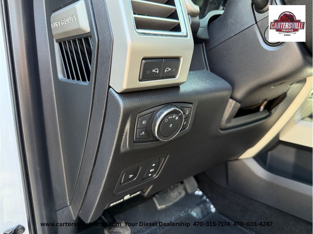 Used 2017 Ford F250 Lariat w/ Lariat Ultimate Package AWD/4WD image 16
