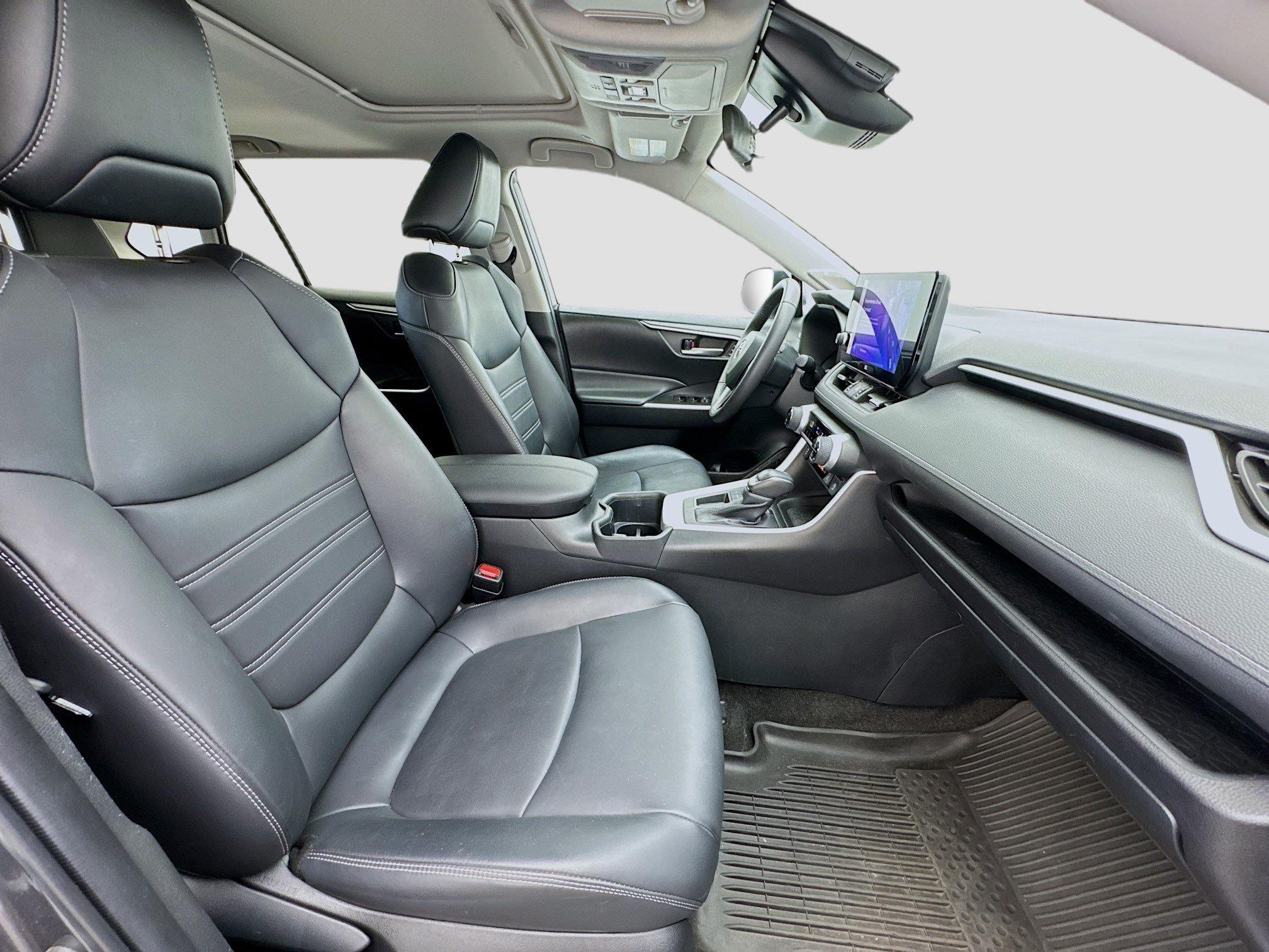 Used 2023 Toyota RAV4 XLE Premium FWD image 20