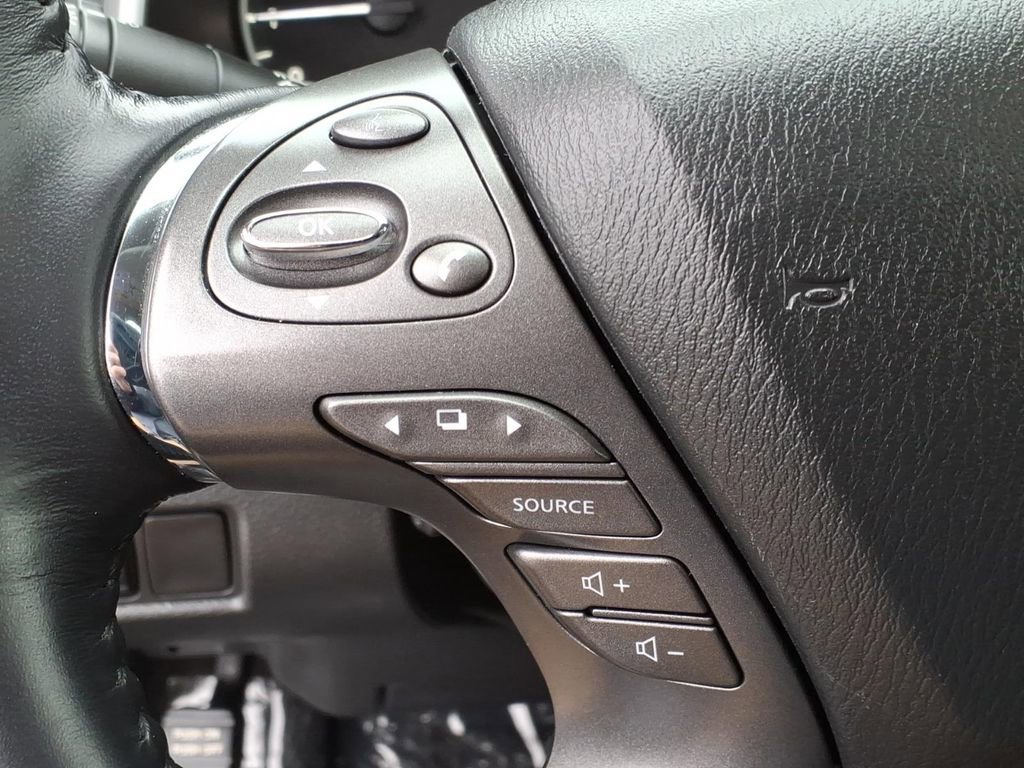 Used 2021 Nissan Murano Platinum w/ Cargo Package image 25