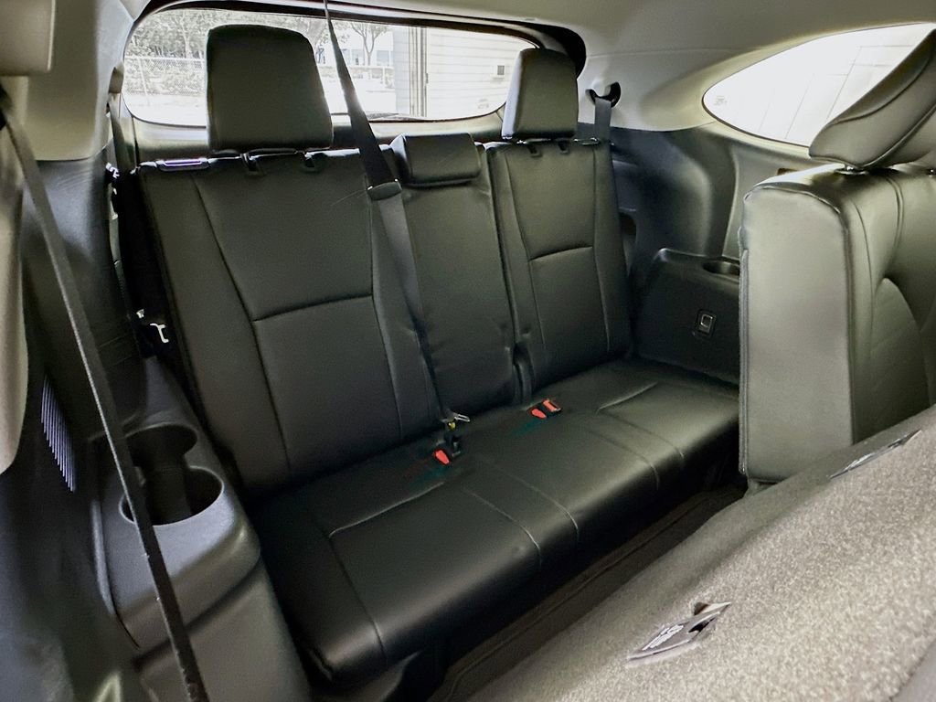 Certified 2026 Toyota Highlander XLE image 28