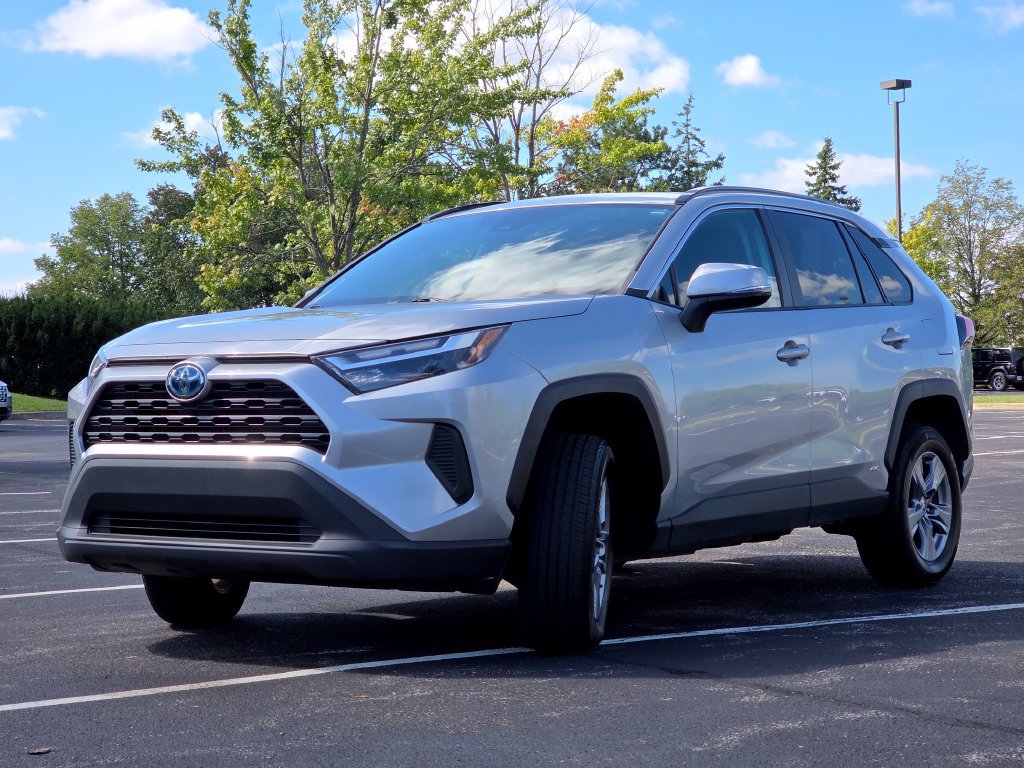 Used 2023 Toyota RAV4 XLE w/ Convenience Package AWD/4WD image 19