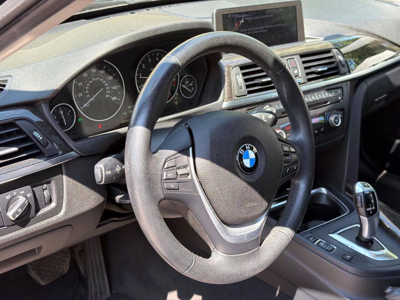 Used 2015 BMW 328i xDrive Sedan AWD/4WD image 11