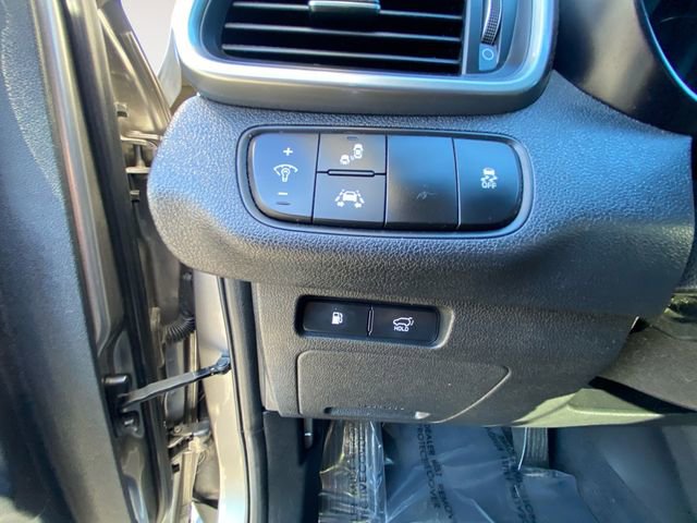 Used 2019 Kia Sorento EX image 18