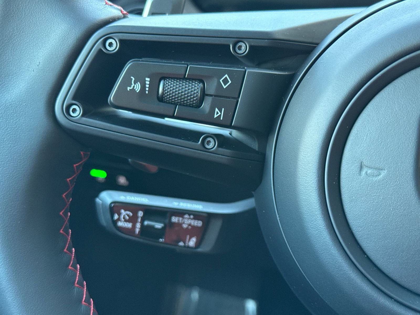 New 2026 Porsche Cayenne S image 29