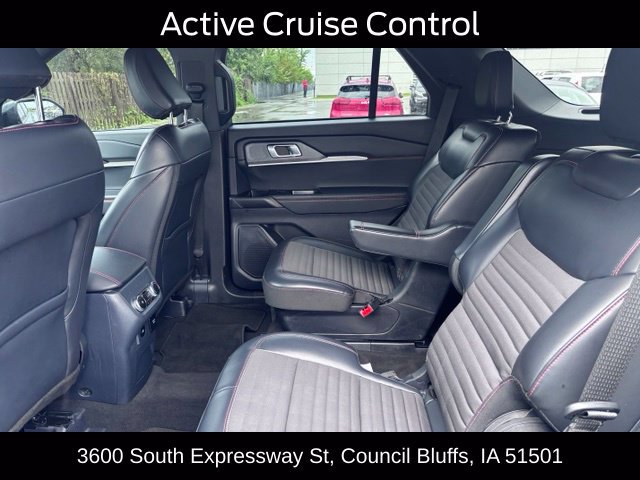 Used 2025 Ford Explorer ST-Line w/ Premium Package AWD/4WD image 38