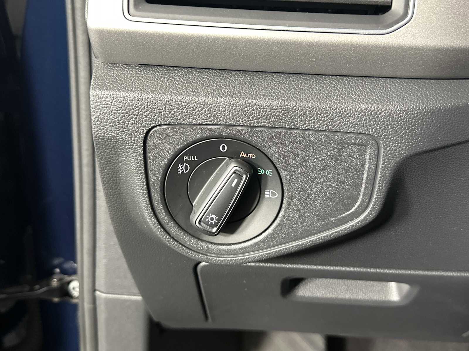 Used 2019 Volkswagen Atlas SE image 27