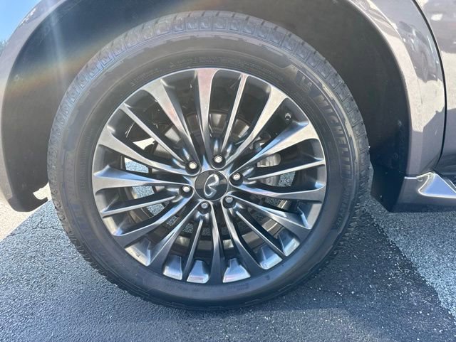 Used 2023 INFINITI QX80 Sensory w/ Cargo Package AWD/4WD image 8