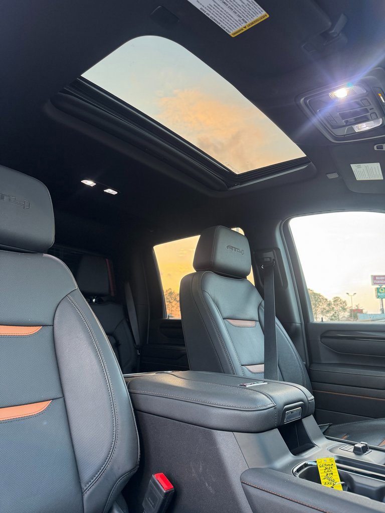 Used 2024 GMC Sierra 2500 AT4 w/ AT4 Premium Plus Package image 12