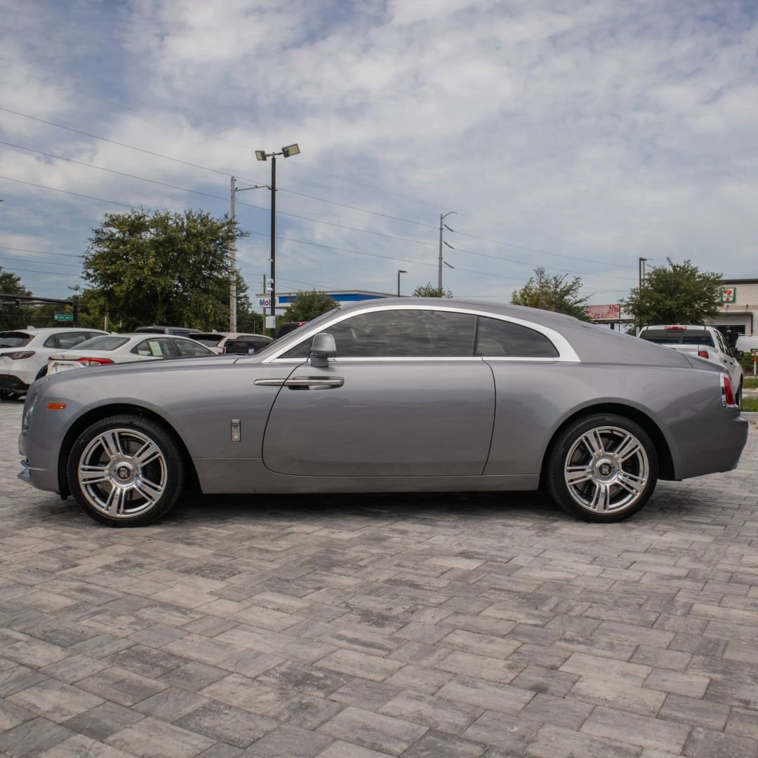 Used 2019 Rolls-Royce Wraith RWD image 7