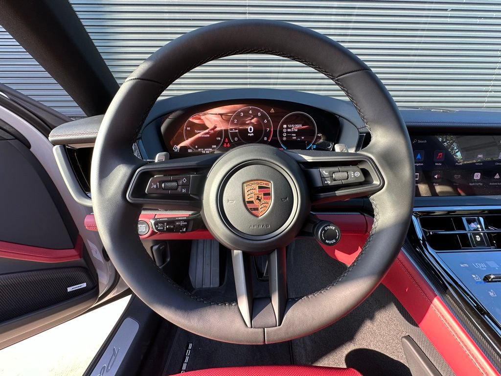 Used 2026 Porsche Panamera RWD image 15