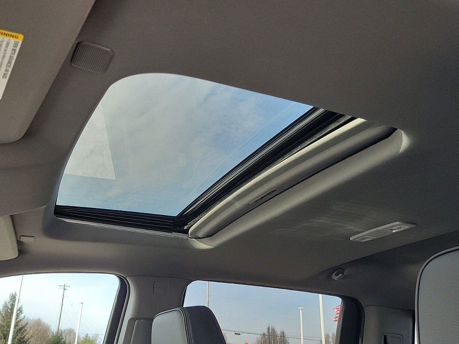 New 2026 GMC Sierra 3500 Denali w/ Denali Reserve Package image 30