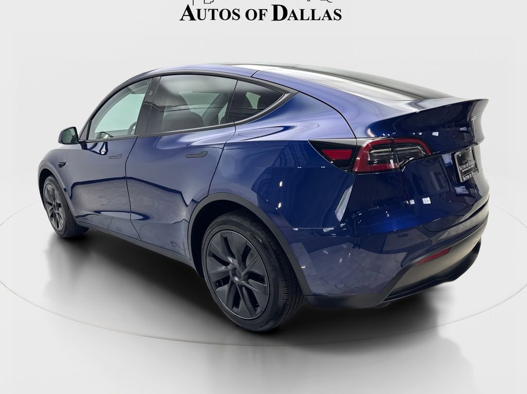 Used 2024 Tesla Model Y Long Range image 9