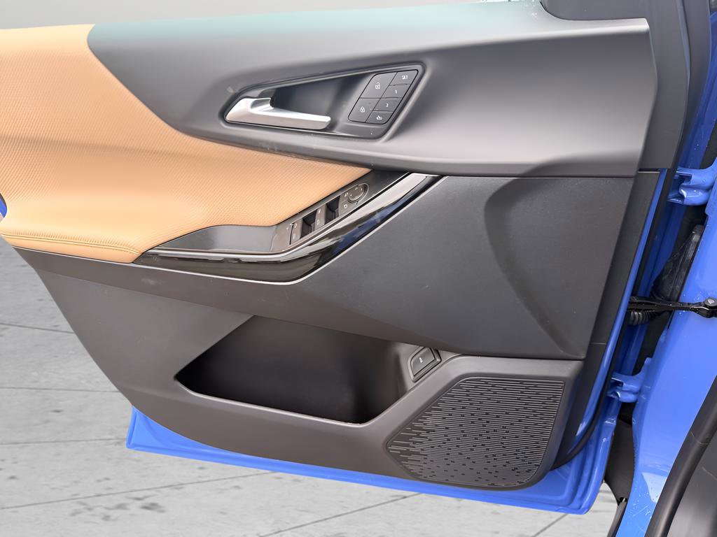 New 2026 Chevrolet Equinox ACTIV w/ Convenience Package III image 21