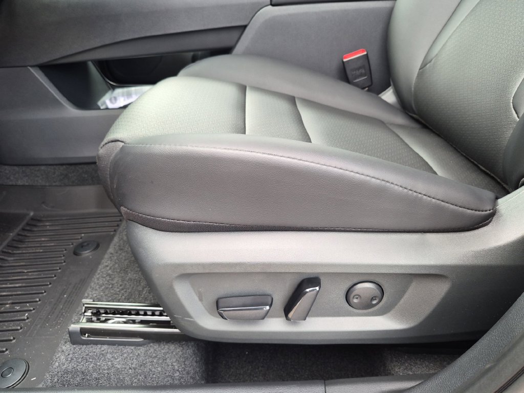 New 2026 Nissan Rogue Dark Armor AWD/4WD image 16