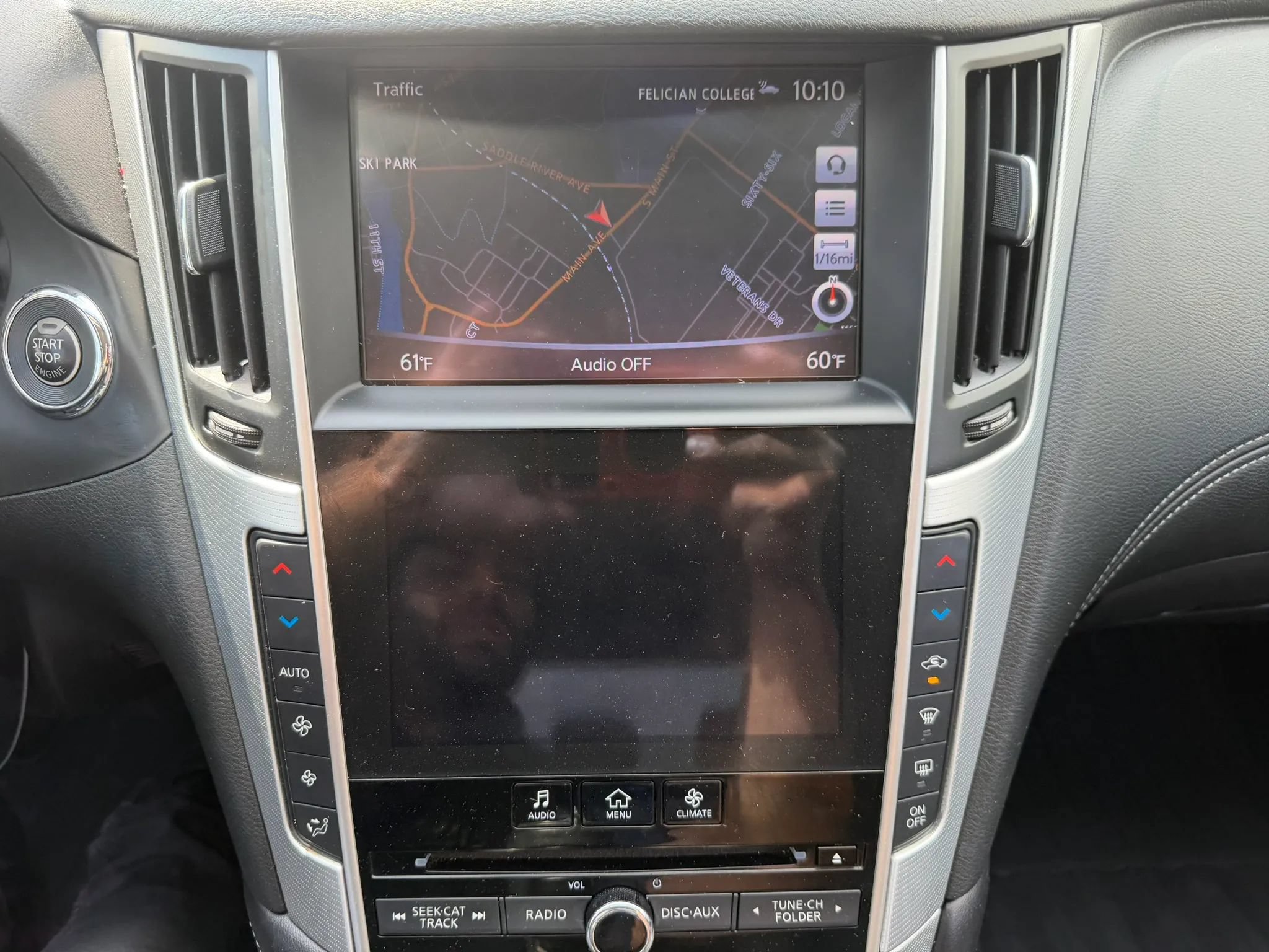 Used 2019 INFINITI Q50 Luxe w/ Essential Package (3.0T Luxe) AWD/4WD image 18