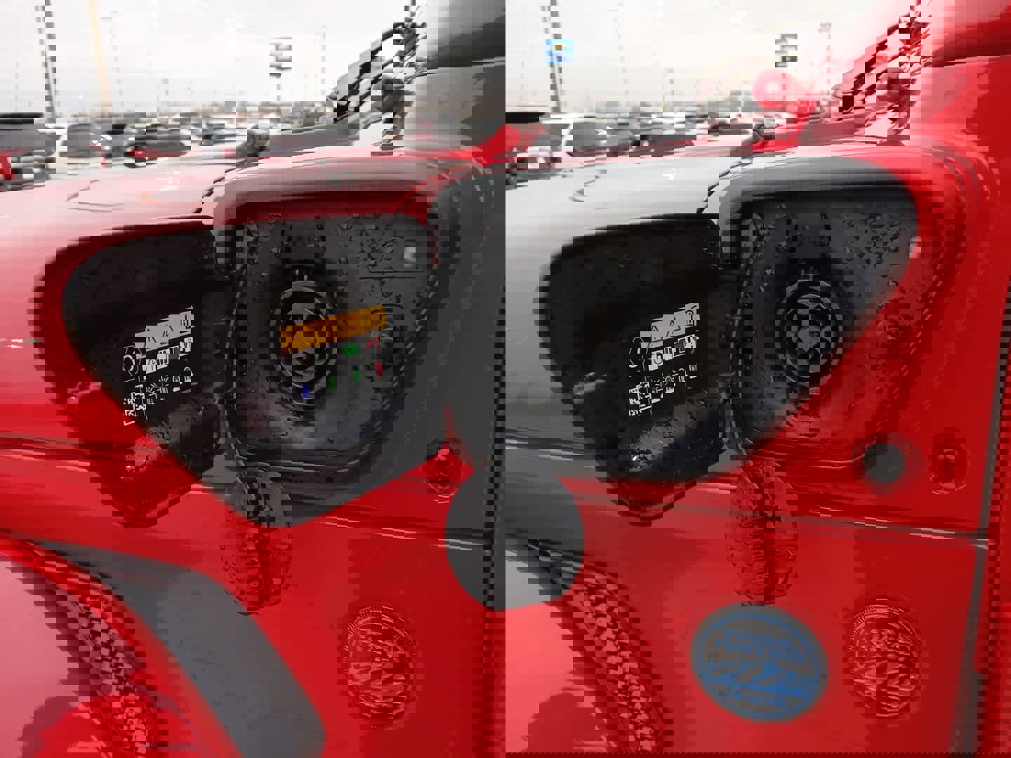 Used 2025 Jeep Wrangler Sahara image 17