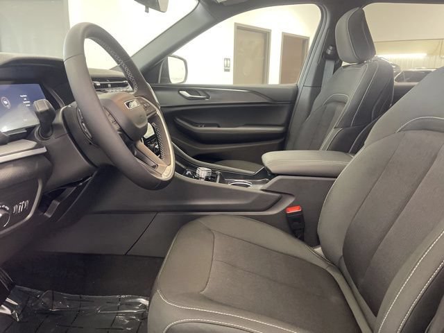 New 2026 Jeep Grand Cherokee L 4WD image 15