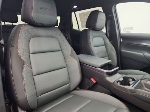 New 2026 GMC Terrain AT4 w/ Convenience Package III image 31