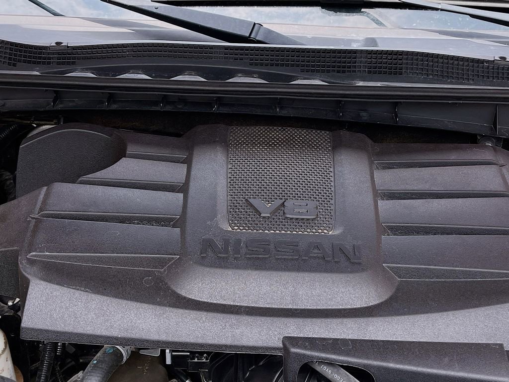 Used 2021 Nissan Titan Platinum Reserve w/ Moonroof Package image 31