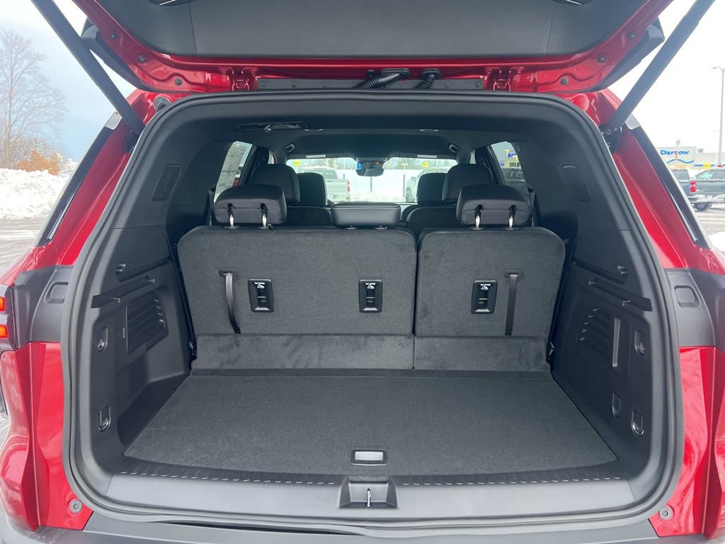 New 2026 Chevrolet Traverse LT w/ Midnight/Sport Edition image 6