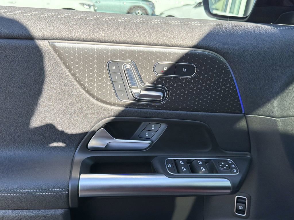 Certified 2024 Mercedes-Benz GLA 35 AMG 4MATIC image 22