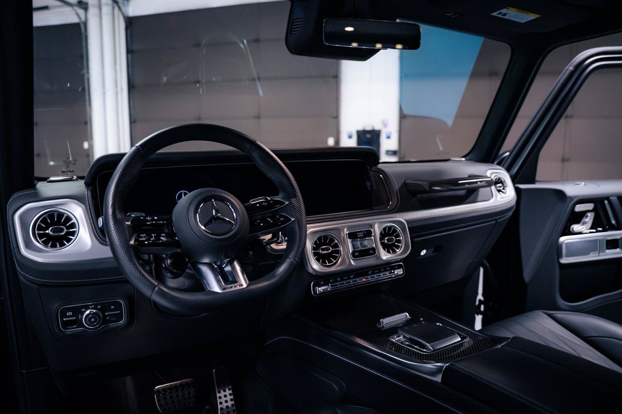 Used 2025 Mercedes-Benz G 63 AMG 4MATIC image 24