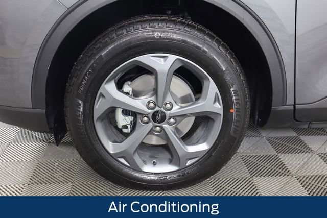 New 2026 Ford Escape ST-Line w/ Cold Weather Package image 13